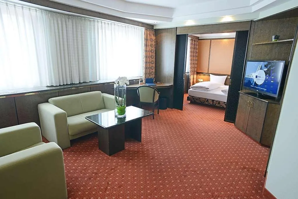 Plaza Kongresshotel Europe Stuttgart 4*,  Germany